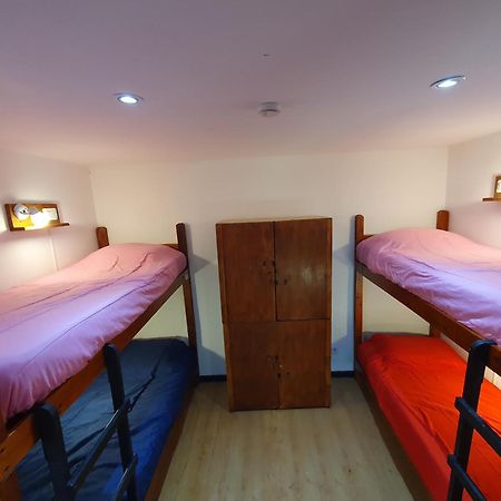 Hostel El Paredon Эль-Чальтен Экстерьер фото