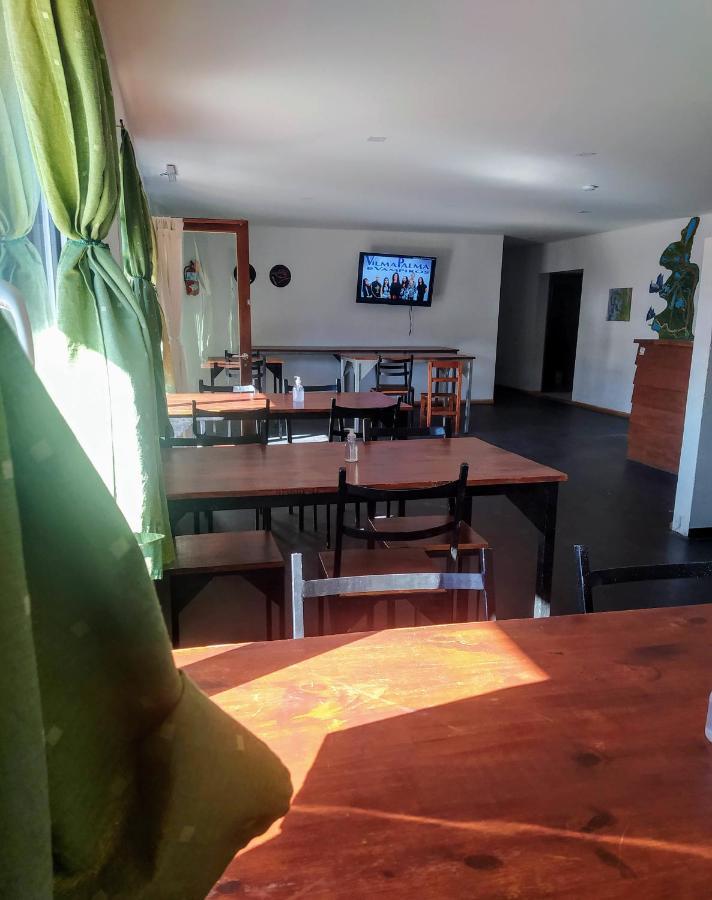 Hostel El Paredon Эль-Чальтен Экстерьер фото