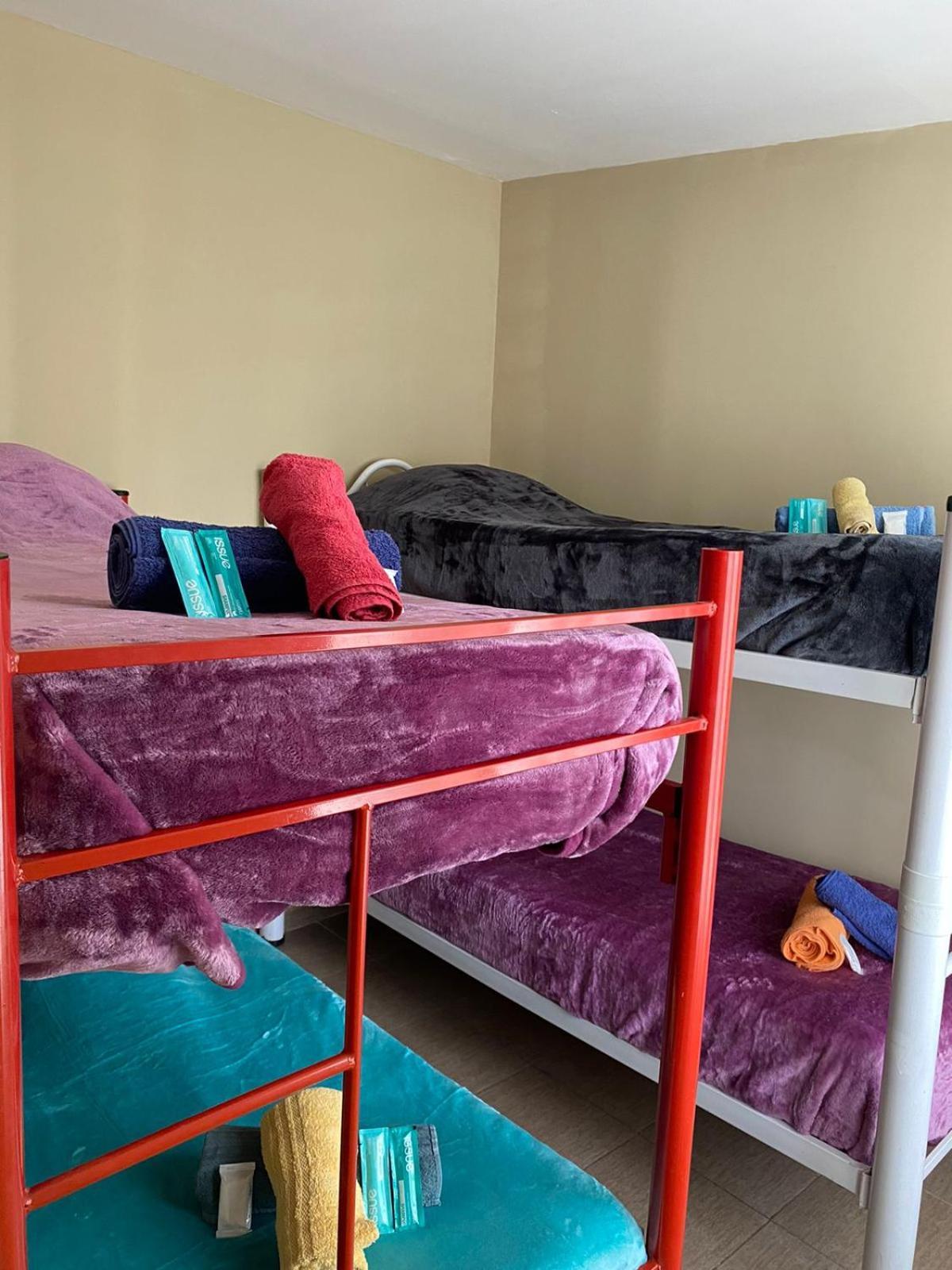 Hostel El Paredon Эль-Чальтен Номер фото