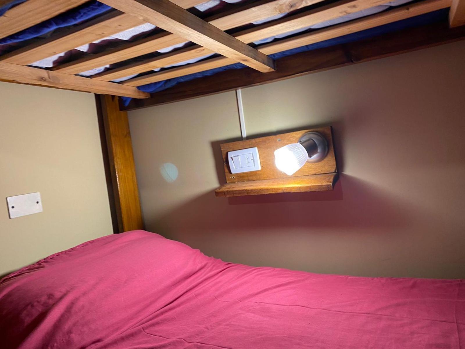 Hostel El Paredon Эль-Чальтен Экстерьер фото