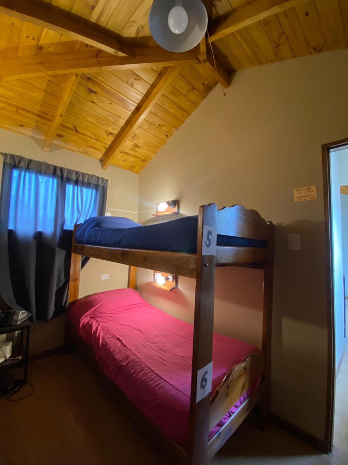Hostel El Paredon Эль-Чальтен Экстерьер фото